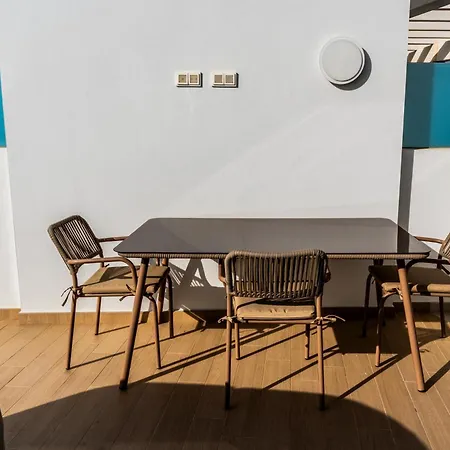 Panoramic Seaview Penthouse The Wave *