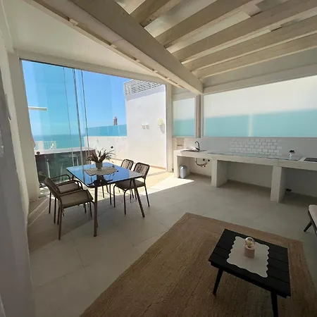 Panoramic Seaview Penthouse The Wave Apartment *