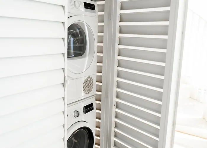 Panoramic Seaview Penthouse The Wave פואנגירולה