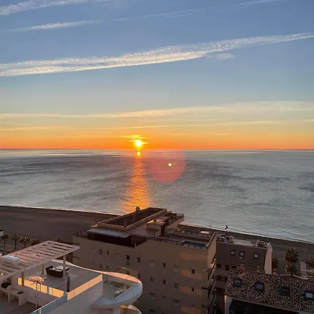 Panoramic Seaview Penthouse The Wave アパート フエンヒロラ