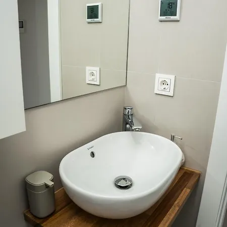 Panoramic Seaview Penthouse The Wave شقة